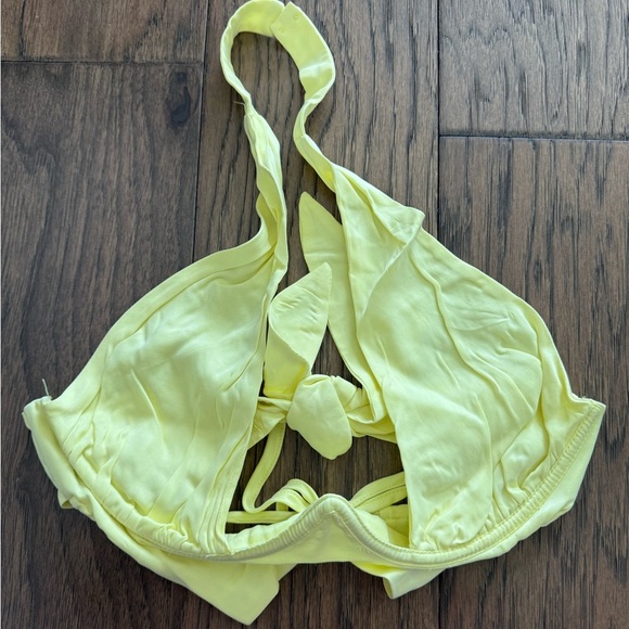 NWOT For Love And Lemons Rana Cross Front Crop Top in Yellow - Picture 4 of 10